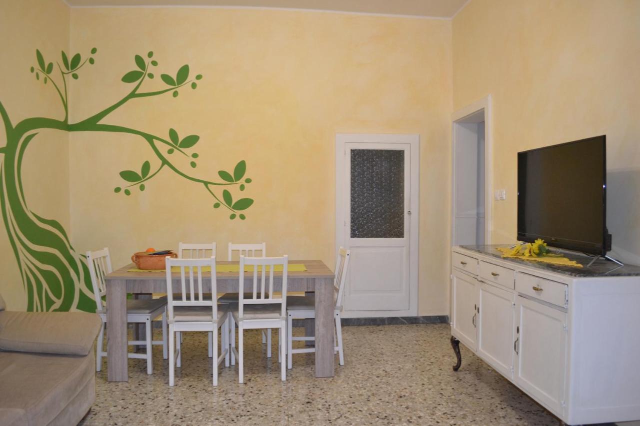 Casa Vacanze Raggio Di Sole Monopoli Villa Exterior foto